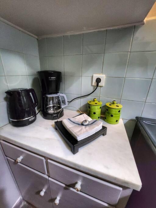 Ilyssos - Boho Stylish Apt- Hilton Area 雅典 外观 照片